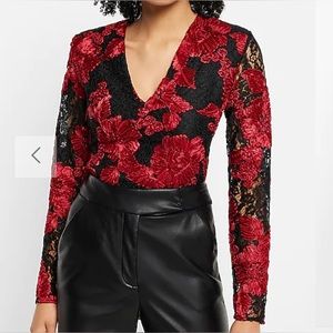 Express Embroidered Floral Long Zsleeve Bodysuit M